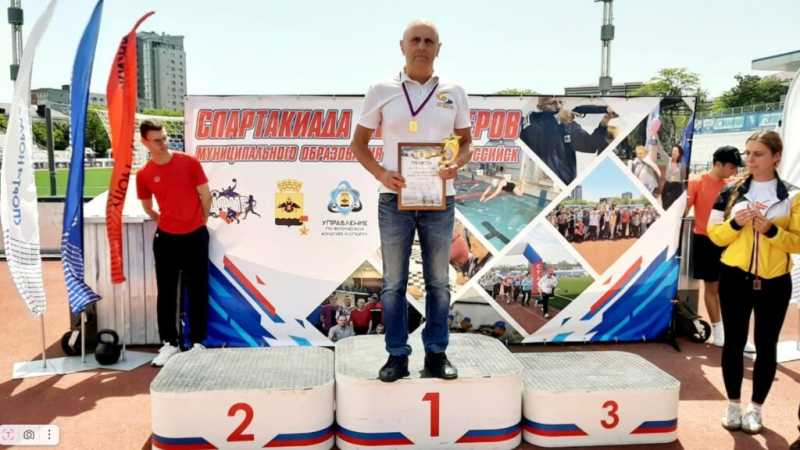 Не ныть, учить сотни языков, не ходить, а бегать! Секреты побед пенсионеров Новороссийска