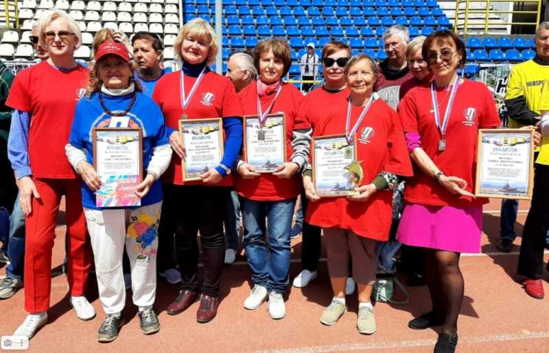 Не ныть, учить сотни языков, не ходить, а бегать! Секреты побед пенсионеров Новороссийска