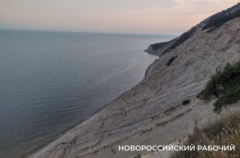 Новороссийцы нашли у моря волшебное место для вечерних чаепитий