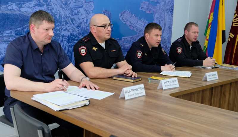 Новороссийские полицейские в Восточном районе города-героя провели профилактическую акцию #Стопмошенник 