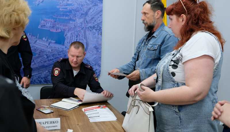 Новороссийские полицейские в Восточном районе города-героя провели профилактическую акцию #Стопмошенник 