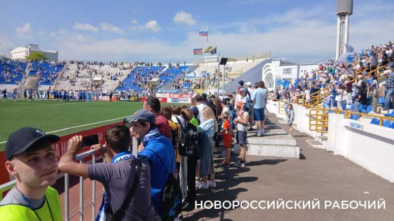 Стадион в Новороссийске доведут до уровня РПЛ до конца 2025 года