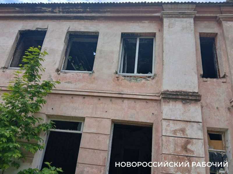 В Новороссийске на даче гласного дореволюционной Думы проводят депутатские приемы