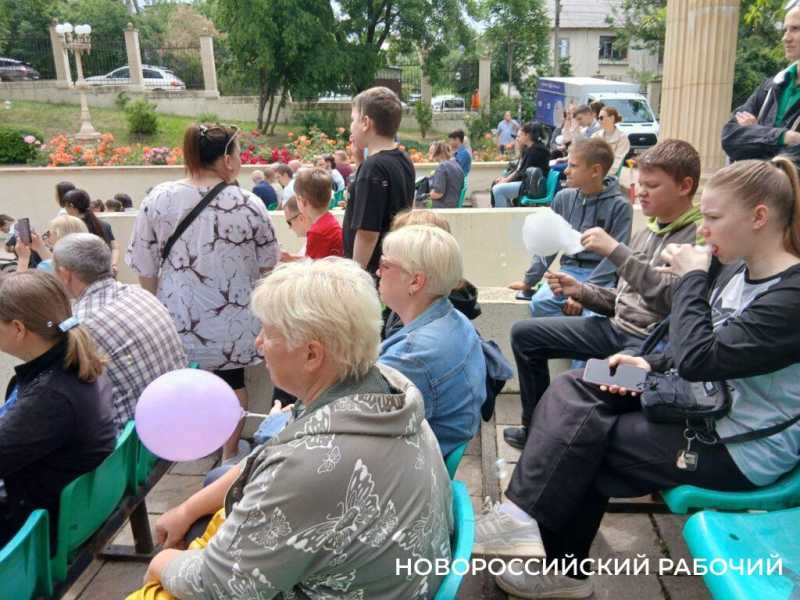 В Новороссийске на празднике благодарили педагогов за успехи «особых» детей