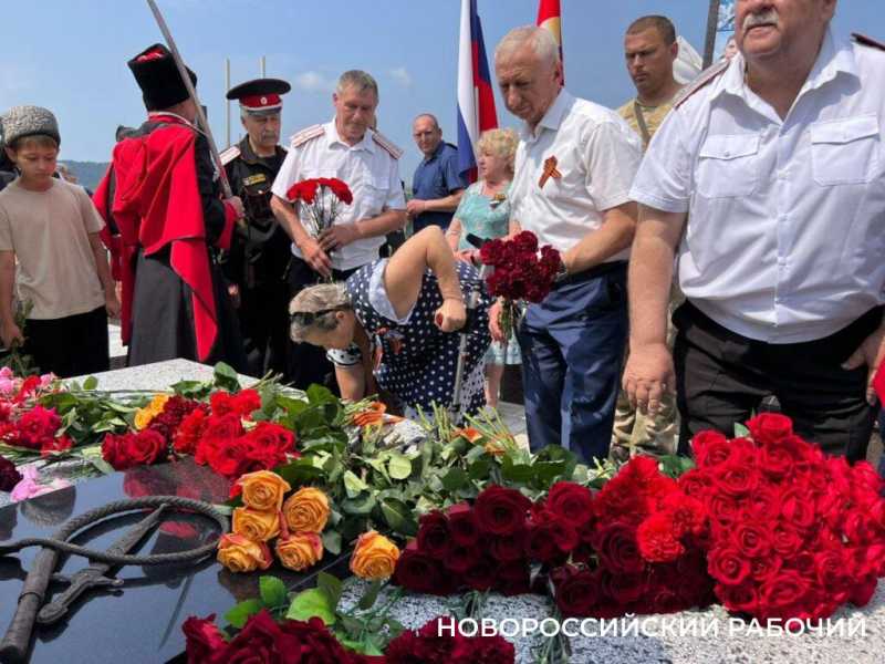 В Новороссийске открыт бюст Герою России Владимиру Гавриленко