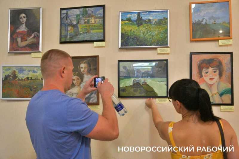 В Новороссийске появились свои Ренуары и Ван Гоги