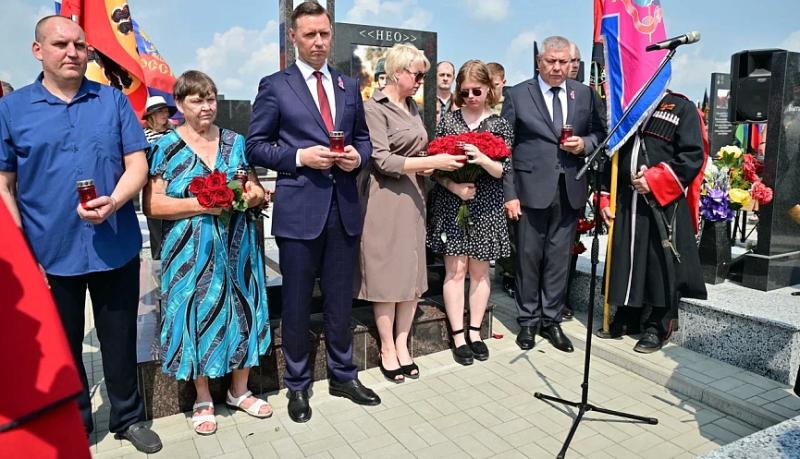 В Новороссийске состоялась торжественная церемония открытия памятного бюста Герою России Владимиру Гавриленко