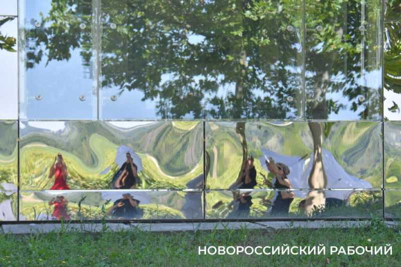 Домик для жужелиц и место силы и уникальный акратофор. Куда поехать отдохнуть из Новороссийска