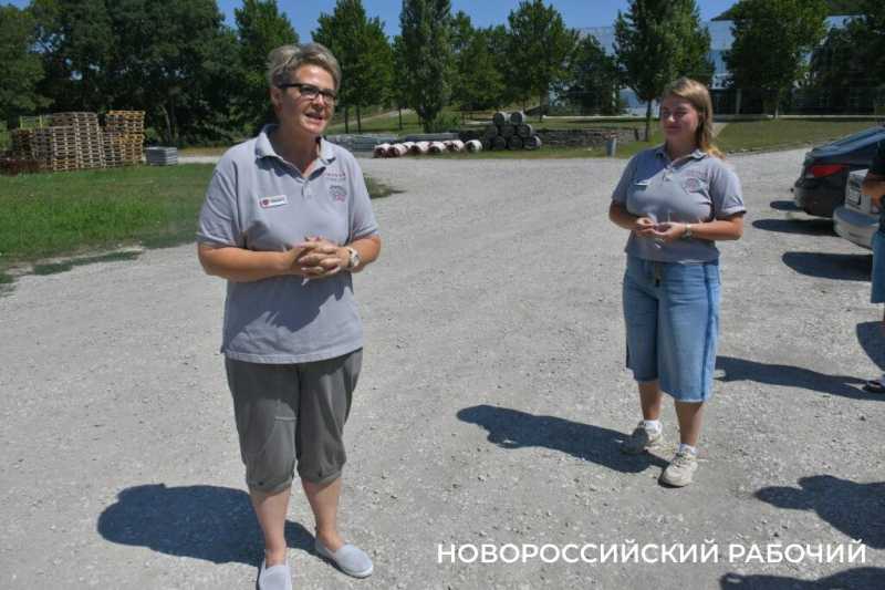 Домик для жужелиц и место силы и уникальный акратофор. Куда поехать отдохнуть из Новороссийска