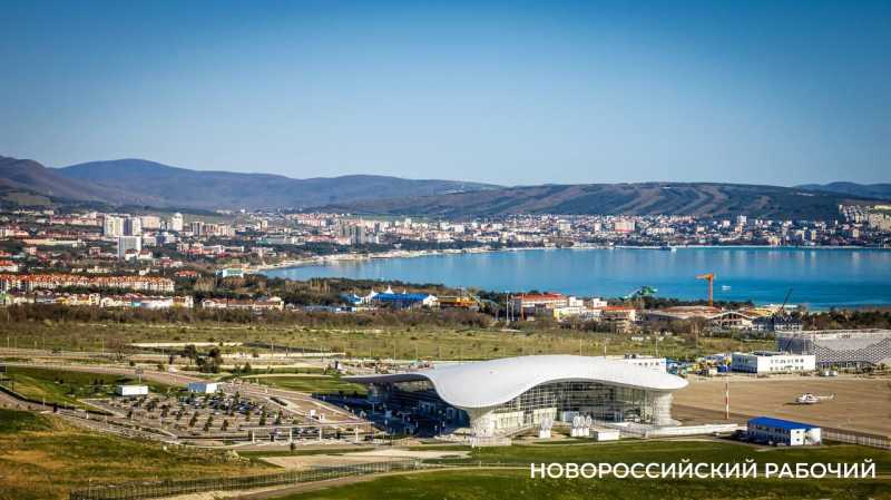 «Дождались…»В Новороссийске ожидают рост  турпотока, как только Геленджик начнет принимать самолеты