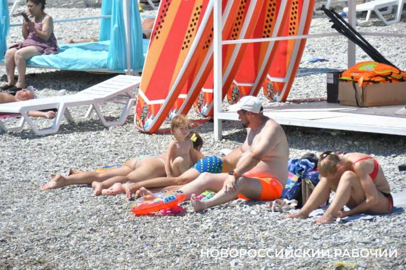 Глотать или не глотать? В Новороссийске море прогрелось до + 27