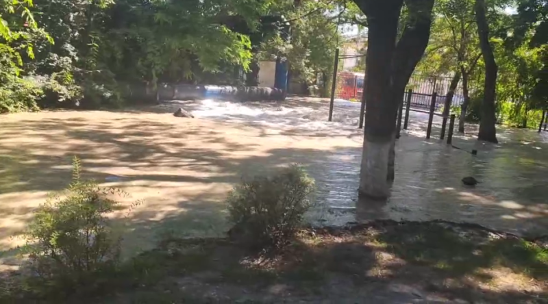 На Новороссийск опять снижена подача воды. К делу подключилась прокуратура