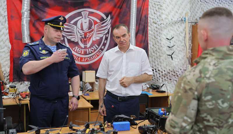 Накануне Дня Воздушно-десантных войск Вениамин Кондратьев посетил легендарную десантно-штурмовую дивизию