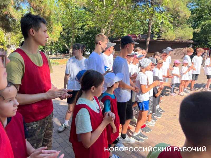 Новороссийские подростки &laquo;стреляли&raquo; на меткость из пожарного гидранта