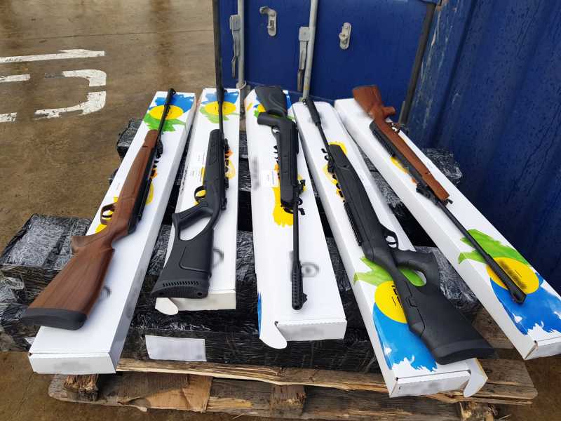 Новороссийские таможенники пресекли незаконный ввоз винтовок из Турции