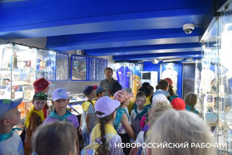 Новороссийский планетарий отметил 64 года. Полет нормальный!