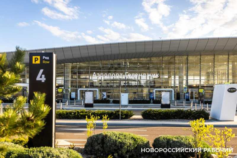 Новороссийску как воздух нужен аэропорт в Геленджике. Его открывают!