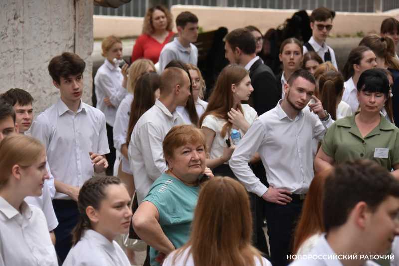Стоимость учебы в вузах Новороссийска  выросла. Кто дает скидку?