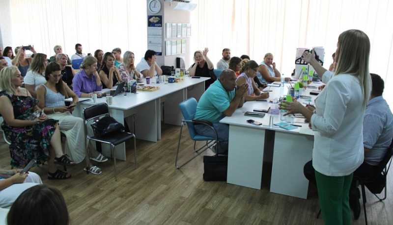 В Новороссийске полицейские и риэлторы обсудили вопросы профилактики кибермошенничества