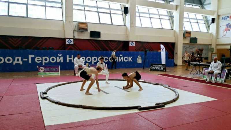 В Новороссийске прошли Всероссийские соревнования по сумо