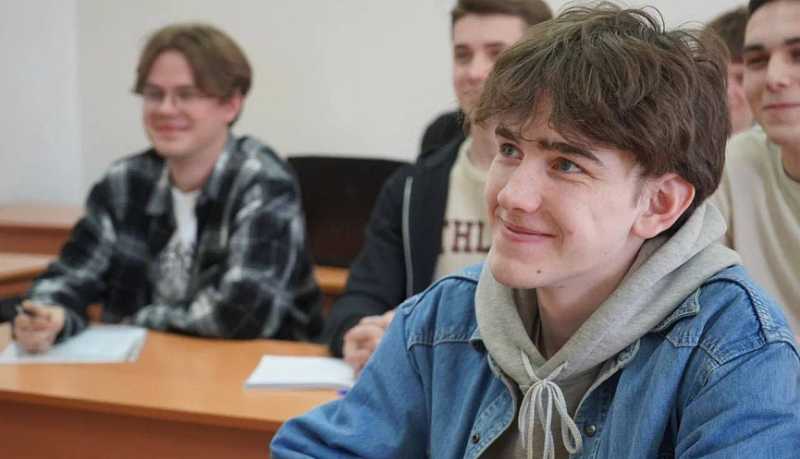 Вениамин Кондратьев: Уже в сентябре 110 лучших студентов региона начнут получать стипендию администрации Краснодарского края