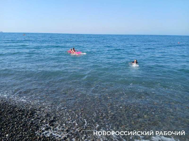 Вода в море Новороссийска уже начинает нагреваться