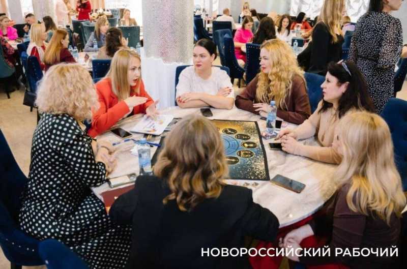 Женщина-Лидер из Новороссийска рассказазла секреты Бэтмена