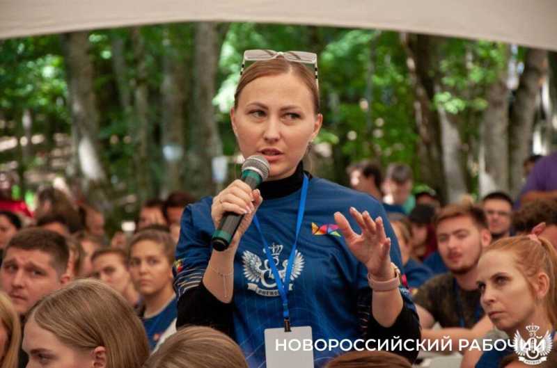 Женщина-Лидер из Новороссийска рассказазла секреты Бэтмена