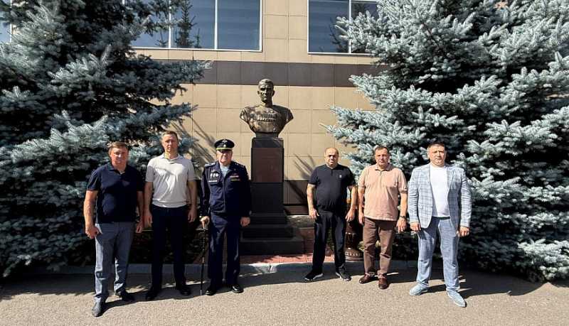 Имена новороссийских героев-десантников чтят и помнят в Рязани