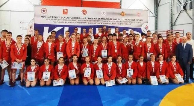 Кирилл Должиков, воспитанник центра казачьей молодёжи «Ермак», стал серебряным призером Всероссийских соревнованиях по самбо