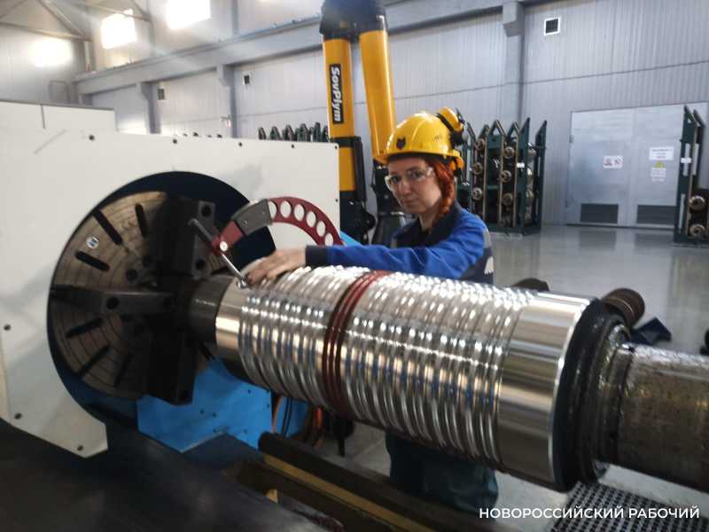 Надежда Курзина, токарь из Новороссийска: &laquo;Быть рабочим на заводе &mdash; это престижно и финансово выгодно&raquo;