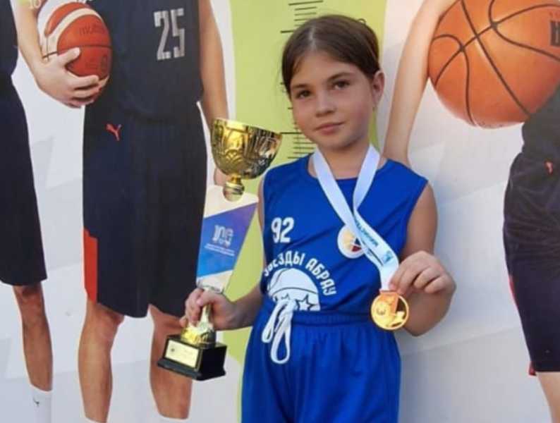 Новороссийская гимнастка Алиса перенесла операцию в Москве &nbsp;