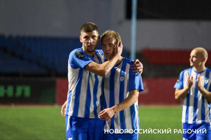 Новороссийский &laquo;Черноморец&raquo; сыграл вничью 1:1 на выезде против &laquo;Сокола&raquo;