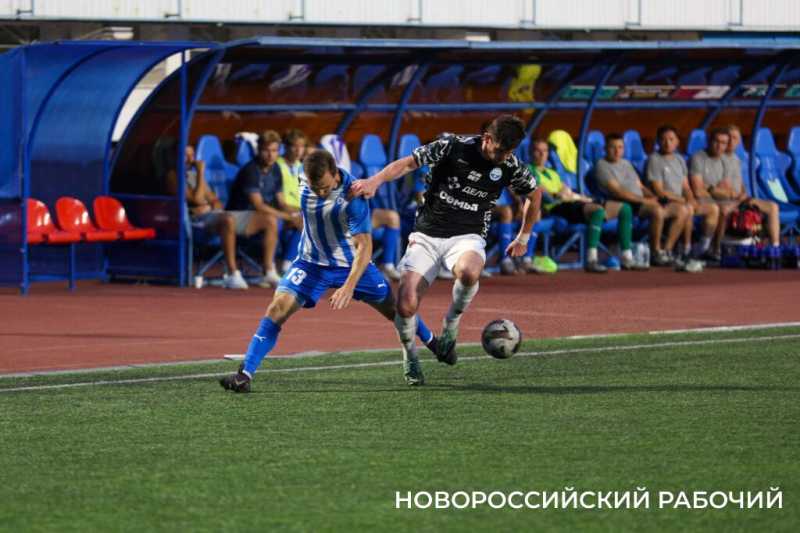 Новороссийский &laquo;Черноморец&raquo; сыграл вничью 1:1 на выезде против &laquo;Сокола&raquo;
