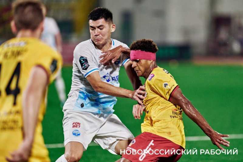 Новороссийский &laquo;Черноморец&raquo; уступил дома &laquo;Арсеналу&raquo;