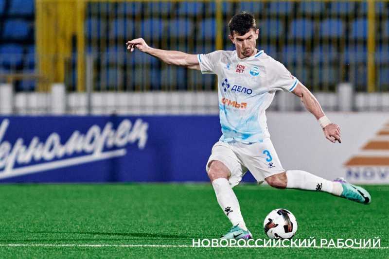 Новороссийский &laquo;Черноморец&raquo; уступил дома &laquo;Арсеналу&raquo;
