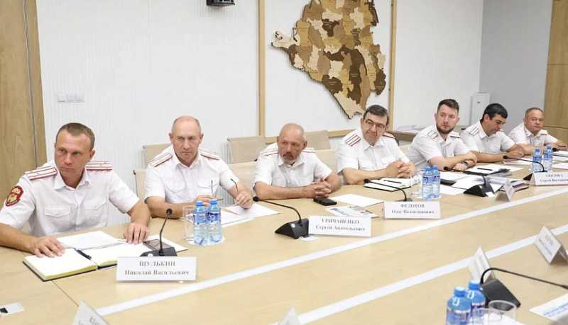 В Краснодарском крае более 5,2 тысячи казаков обеспечат правопорядок во время Дня знаний