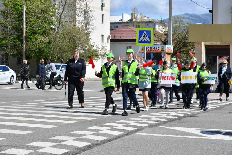 В Новороссийске проверили дороги к школам