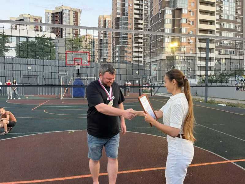 В Новороссийске разыграли кубок по волейболу