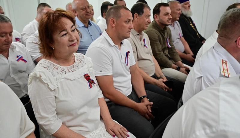 В Новороссийске в День Государственного флага РФ обсудили вопросы межнациональных и межконфессиональных отношений