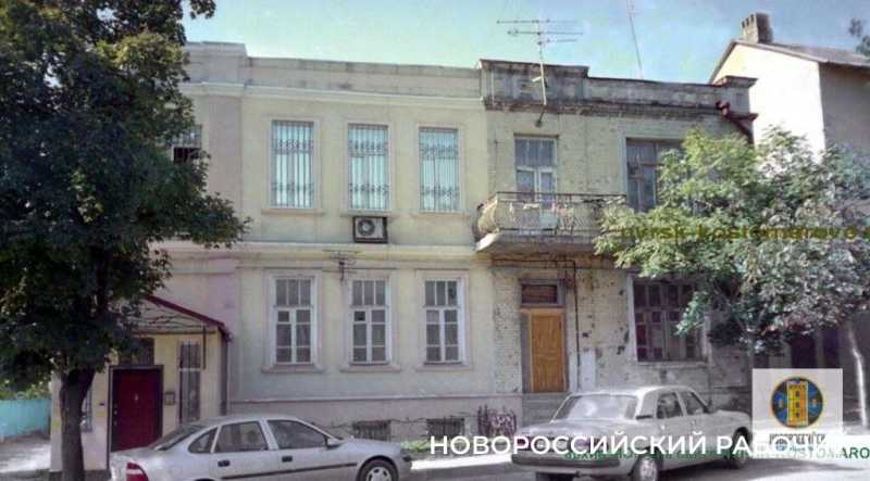 В Новороссийске ждет реставрации заброшка, где век назад прошла премьера оперы