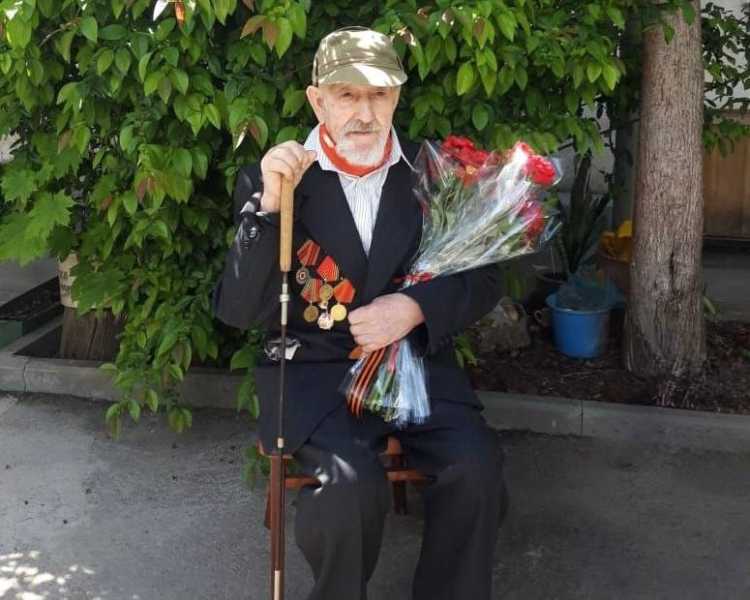 Вениамин Кондратьев поздравил ветерана из Краснодара с вековым юбилеем