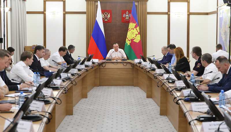 Вениамин Кондратьев: С 2017 года в Краснодарском крае закрыли больше тысячи нелегальных точек продажи алкоголя