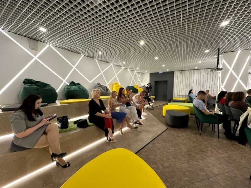 Закрыться или продолжать? Новороссийским бизнесменам дали «новые двери»