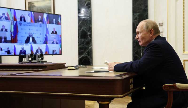 Губернатор Вениамин Кондратьев принял участие во встрече с Владимиром Путиным
