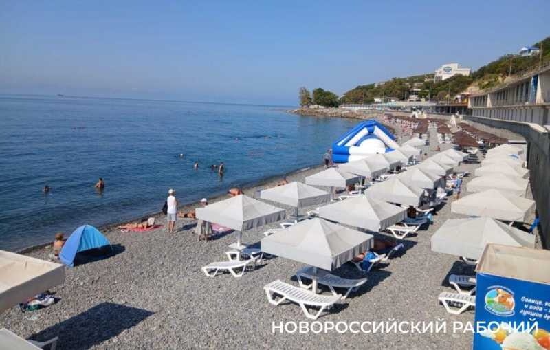 Идеально!  Так в Новороссийске оценивают осеннее море местные