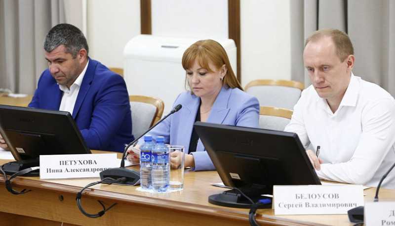 На Кубани обсудили предварительные итоги пожароопасного сезона и безопасность на пляжах