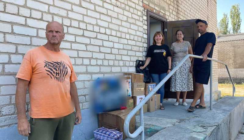 Новороссийцы доставили гуманитарную помощь в пункт временного размещения Херсонской области