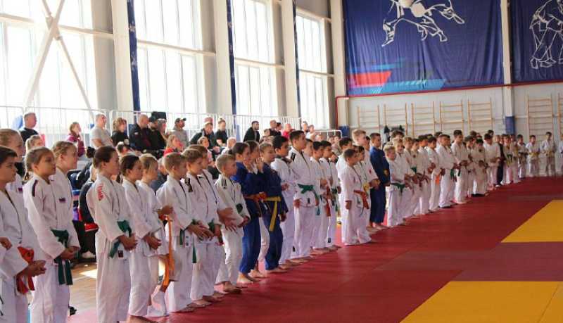 Новороссийская спортивная школа олимпийского резерва «Водник» отмечает 20-летний юбилей