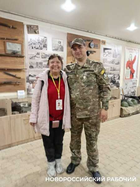Новороссийску очень нужен памятник ослику и больше общественных туалетов!